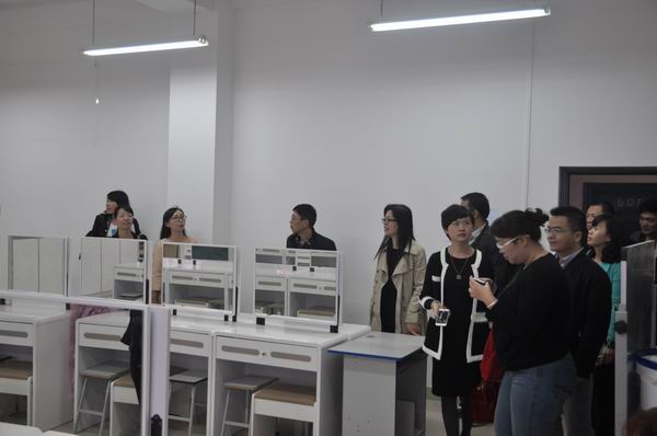 广西国际商务职业技术公司来公司交流