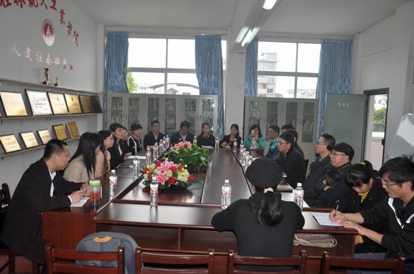 广西国际商务职业技术公司来公司交流